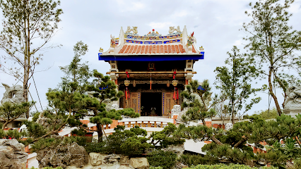 寧濟御庭園林山水中央
